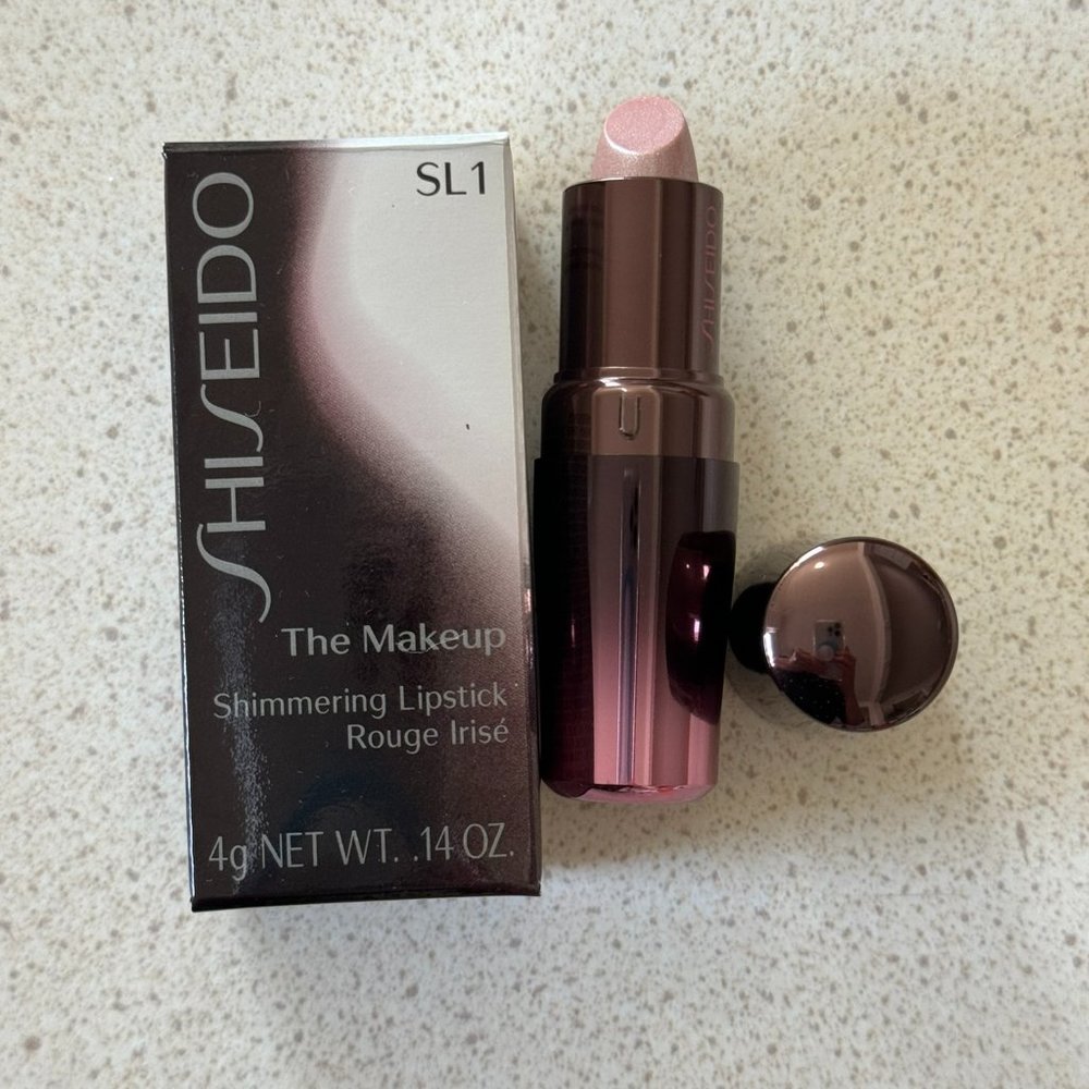 Shiseido shimmering lipstick rouge Irise SL1